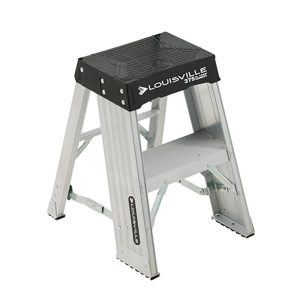 LOUISVILLE 2-Step Aluminum Step Ladder: Type IA, 22-3/4" High AY8002