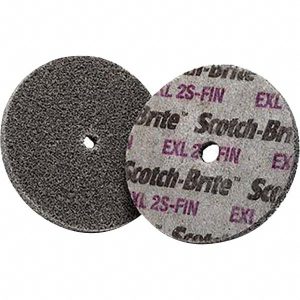 3M Deburring Wheel: 2" Dia, 1/4" Face Width, 1/4" Hole, Density 2, Silicon Carbide 7000000696