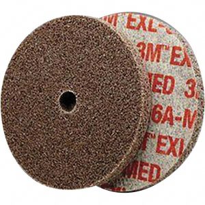 3M Deburring Wheel: 3" Dia, 1/4" Face Width, 1/4" Hole, Density 6, Aluminum Oxide 7000045935
