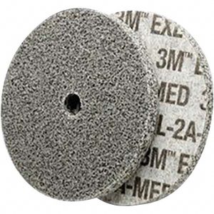 3M Deburring Wheel: 3" Dia, 1/2" Face Width, 1/4" Hole, Density 2, Aluminum Oxide 7000045949