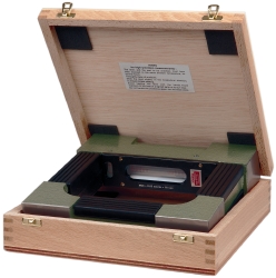 SPI Precision Level: Square Inspection Block, 0.0005" Sensitivity Per 10" 67R-8X8"-.0005