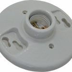 LEVITON 4 Pin, 250 VAC, 660 Watt, Medium Base, Keyless Lamp Holder 49875
