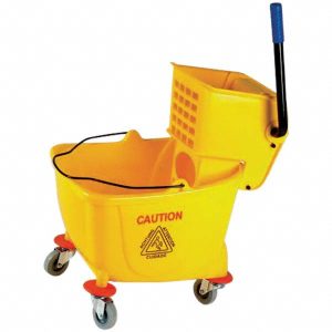 VALUE COLLECTION 35 Qt Plastic Bucket & Wringer MBW35Y-SP