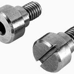 ELECTRO HARDWARE Precision Shoulder Screw: 1/4" Shoulder Dia, 5/8" Shoulder Length, #10-32 Thread, 1/4" Thread Length, Stainless Steel, Slotted SCS375-18
